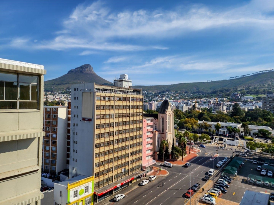 2 Bedroom Property for Sale in Cape Town City Centre Western Cape